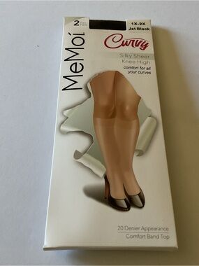 MEMOI WOMENS 2 PAIR PACK CURVY SILKY SHEER KNEE HIGH SOCKS JET BLACK  1X-2X NWT